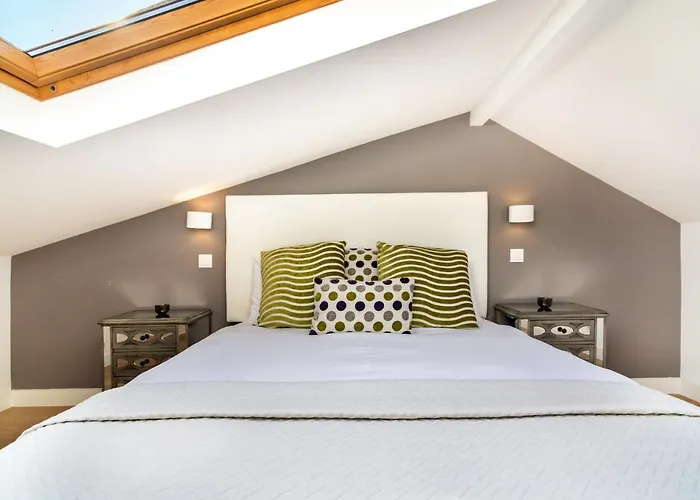 Whome | Madalena Downtown Luxury Duplex