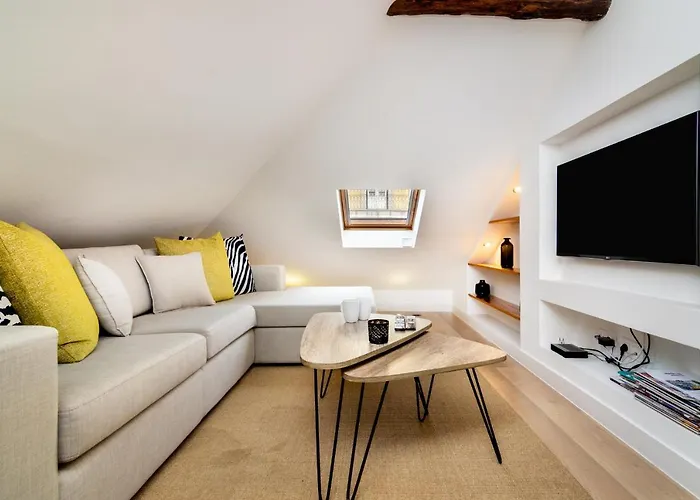 Whome | Madalena Downtown Luxury Duplex